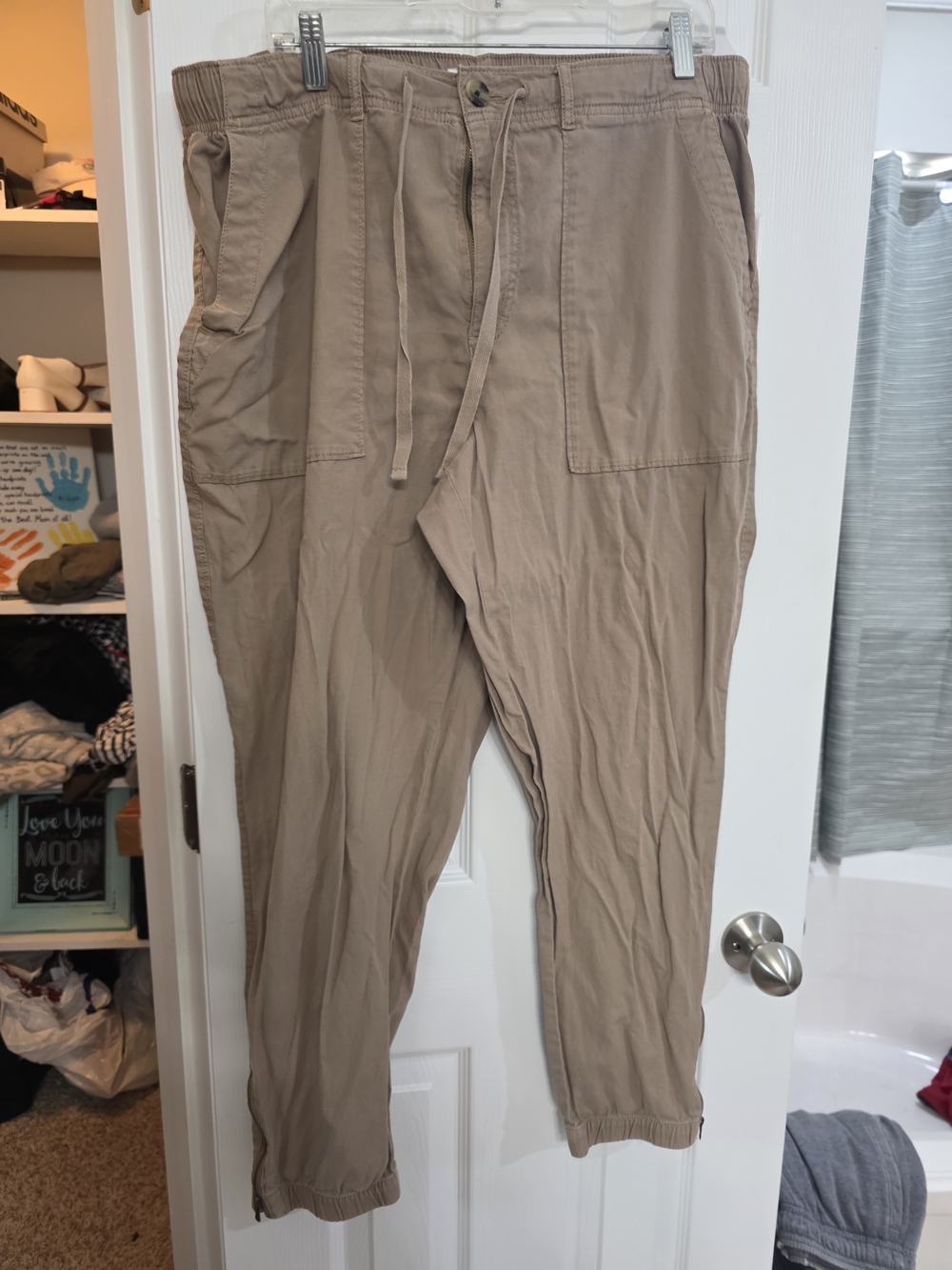 Sonoma Taupe Drawstring Cargo Jogger Pants